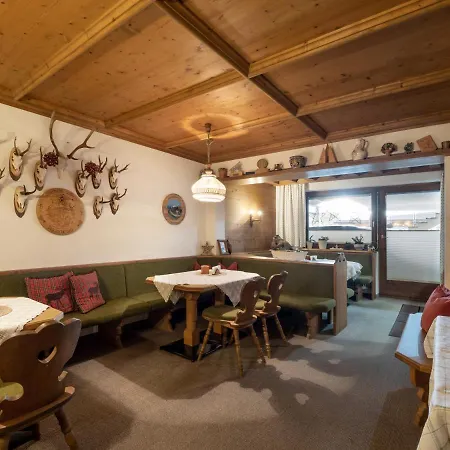 Bed & Breakfast Landhaus Elfi