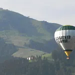 Elfi Nocleg ze śniadaniem 3*